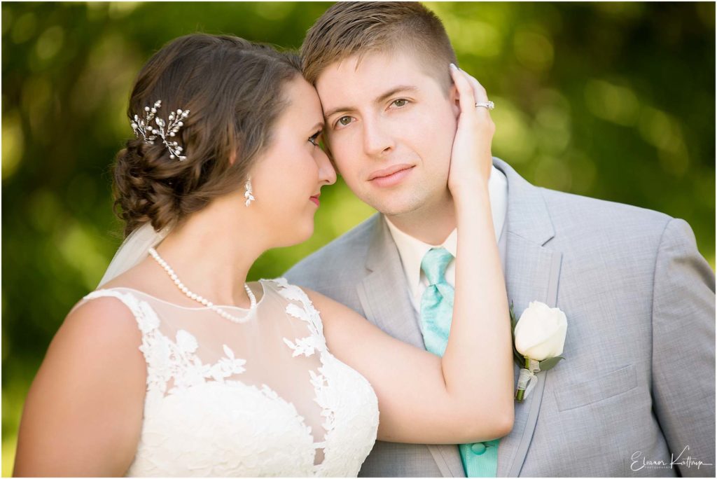 Cari + Justin | DoubleTree Wedding | Cedar Rapids, Iowa ...